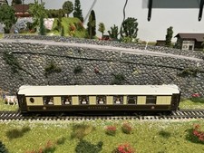 Hornby Pullman Cynthia Passenger Car R4145 OO scale DC