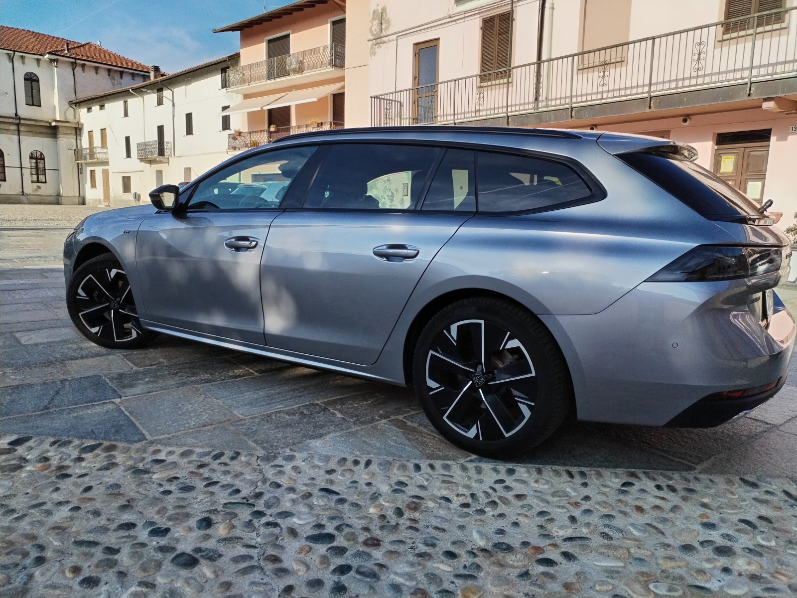 Vendo Peugeot 508 Sw GT foto 2