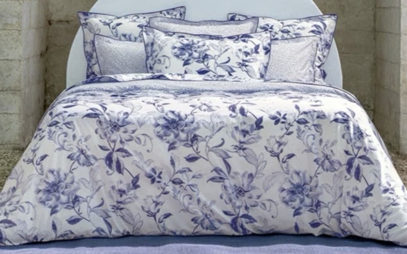 Anne De Solene Egerie Queen Reversible Duvet