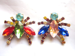HUGE LOT 2 pcs BUTTONS RHINESTONE BEAUTIFUL CZECH HANDMADE ''M S'' T976