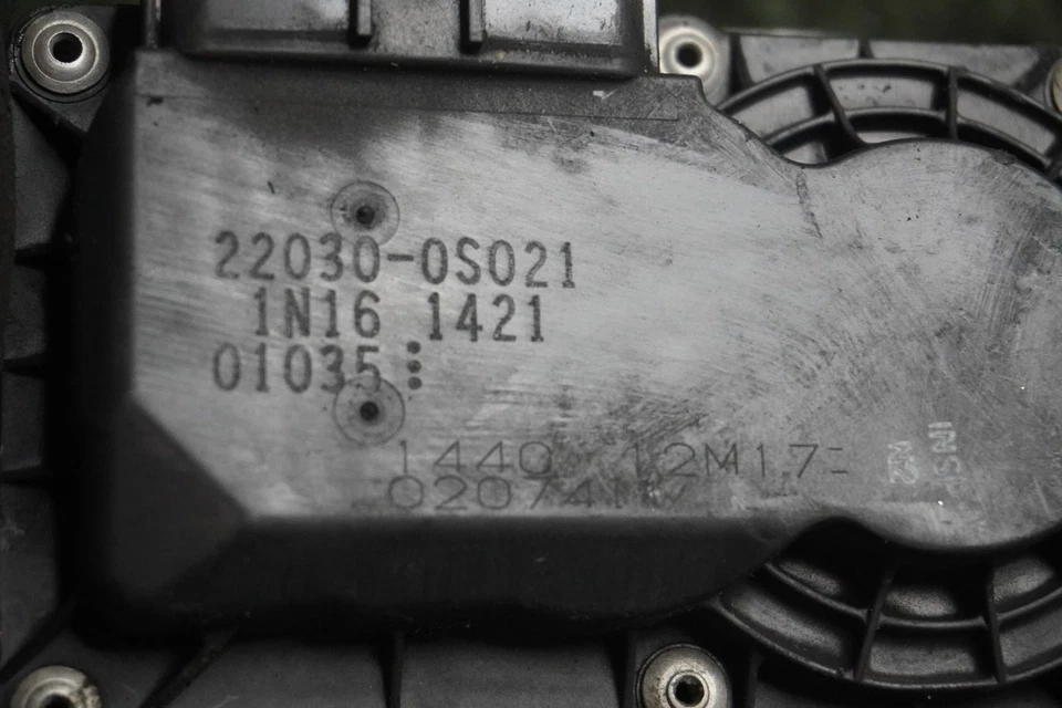 Toyota Tundra 2010 2011 motor de 4,6 L carrocería del acelerador fabricante de equipos originales 183 k millas 220300S021 Foto 4 de 4