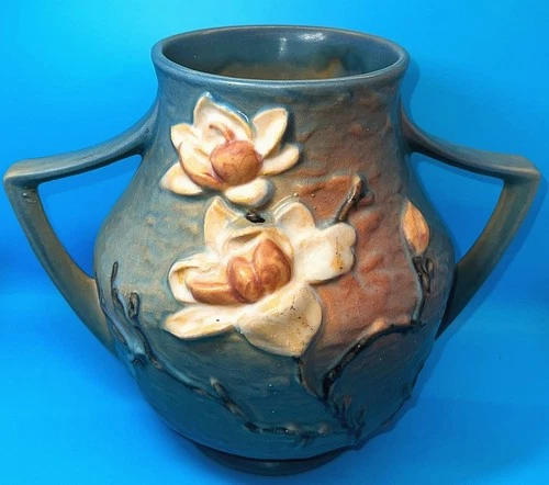 Vntg Roseville USA Pottery Blue Magnolia Vase 91-8 Large Vase Great Condition