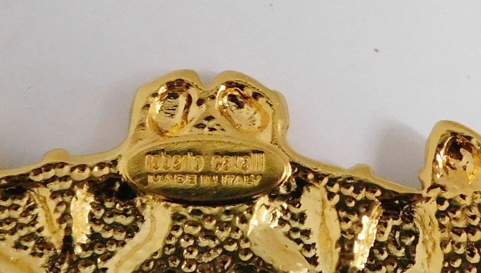 Roberto Cavalli Italy Gold Wide Ornate Buckle Chain Belt 33 - Image 2 of 2