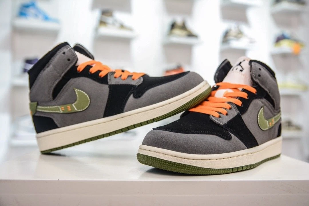 NEW Nike Air Jordan 1 Mid SE Craft Halloween Men s Sizes Shoes FD6817 003 Sky J