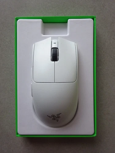 Razer VIPER V3 PRO White Edition - 4 Monate alt - inkl. Rechnung