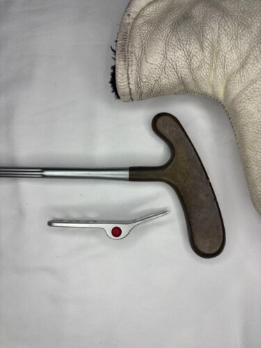 TITLEIST BULLSEYE - 35” SCOTTY CAMERON Vintage Putter + Divot Repair Tool - Picture 15 of 16