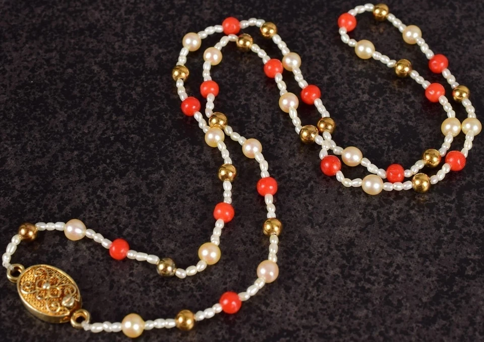 19" VTG Mid-Century Pearls & Red Coral 14K Gold Over Sterling Silver Necklace - Imagem 3 de 4