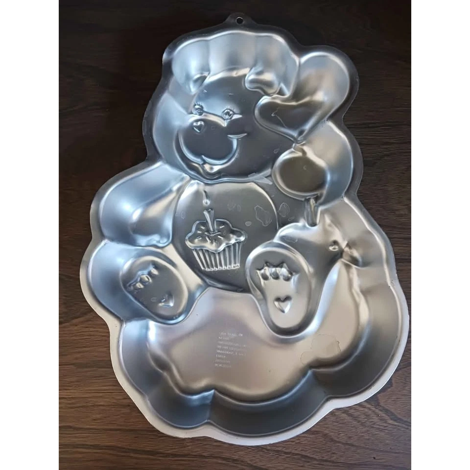 Vintage 1983 Care Bears Wilton cake pan - Imagem 2 de 3