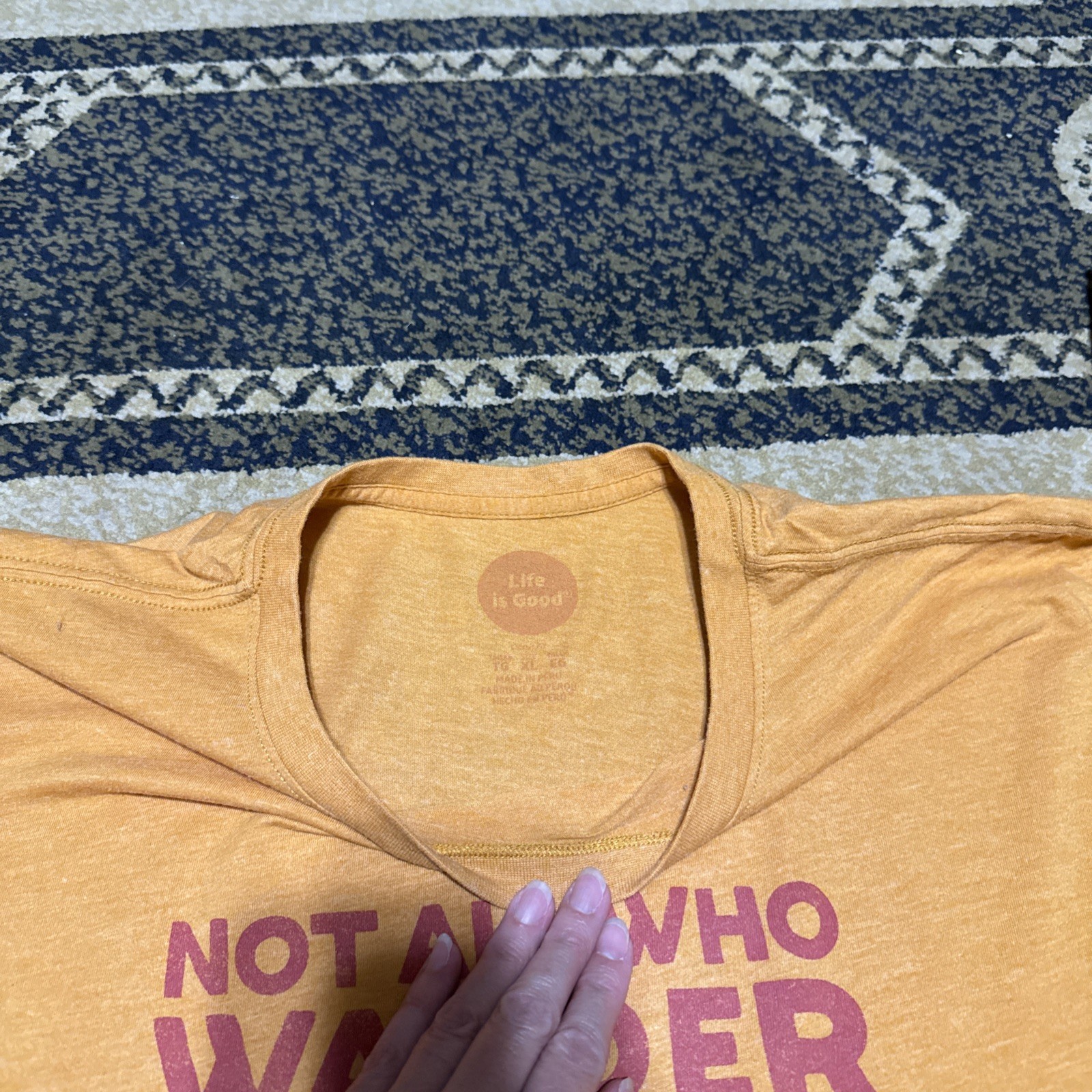 Life Is Good Men’s Long Sleeve Shirt XL Buffalo Not All Who Wander Are Lost