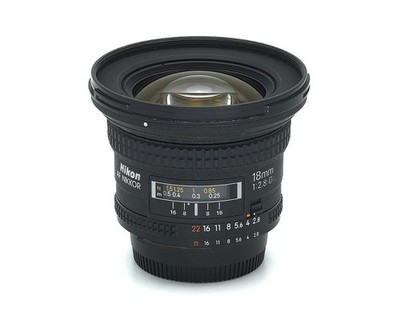 Nikon AF NIKKOR 18mm 2.8 D komplett geprüft, Nikon-Fachhändler #44296*