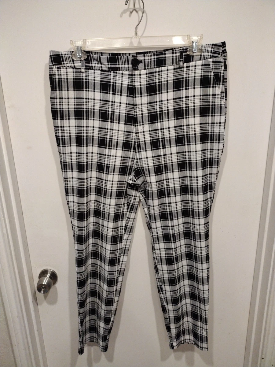 Forever 21 gingham pants sale