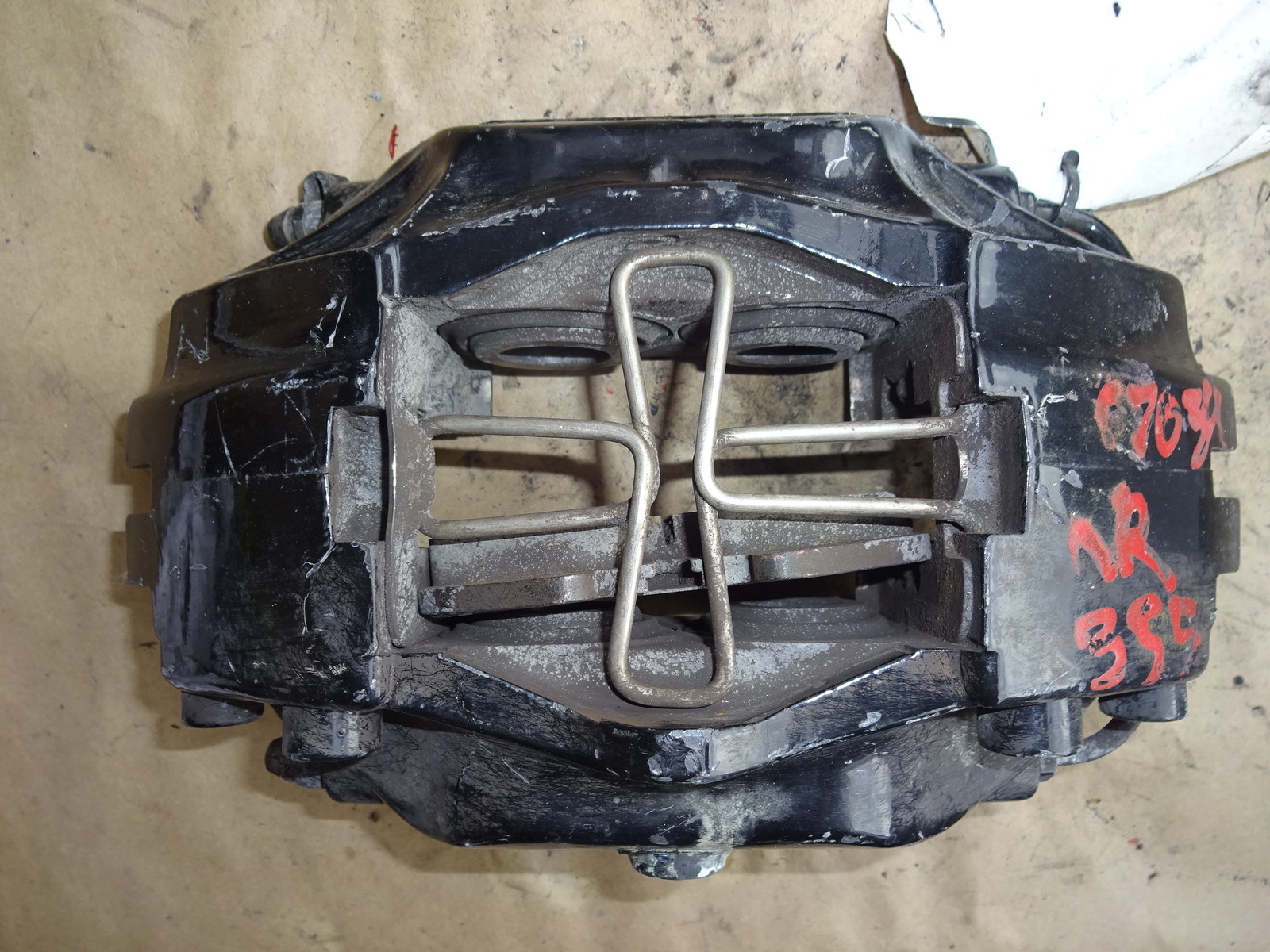 Ferrari 355 - RH Right Rear Brake Caliper partJ # 169827