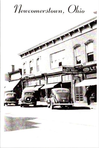 REPRO Newcomerstown, OH Ohio STREET SCENE Metzgers Beauty Parlor 4X6 Postcard - 第 1/2 張圖片