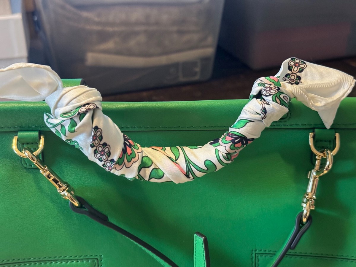 TORY BURCH クロッフトシンス 157571 419 Tory Burch Block-T Women's Handbag Green Leather Crossbody