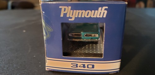 MÁQUINAS PLYMOUTH 1969 PLYMOUTH BARRACUDA 340!!! R60 21-40 1/64 ESCALA SELLADO - Imagen 3 de 6