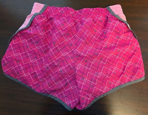 Girls Danskin Now Athletic Shorts Pink w/ Hearts Size XL 14-16- GUC - Picture 3 of 3