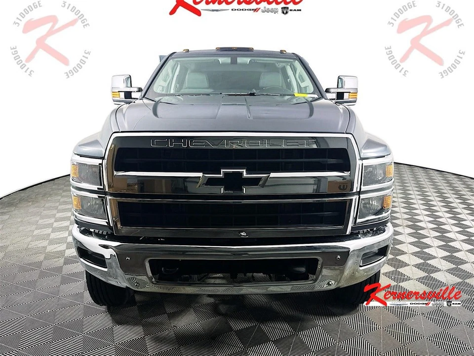 2022 Chevrolet Silverado 5500HD Work Truck Dually Diesel 4WD 4dr Pickup Truck - Image 2 of 4