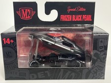 M2 Machines Frozen Black Pearl 1969 Ford Mustang Funny Car Wmts20 24-84