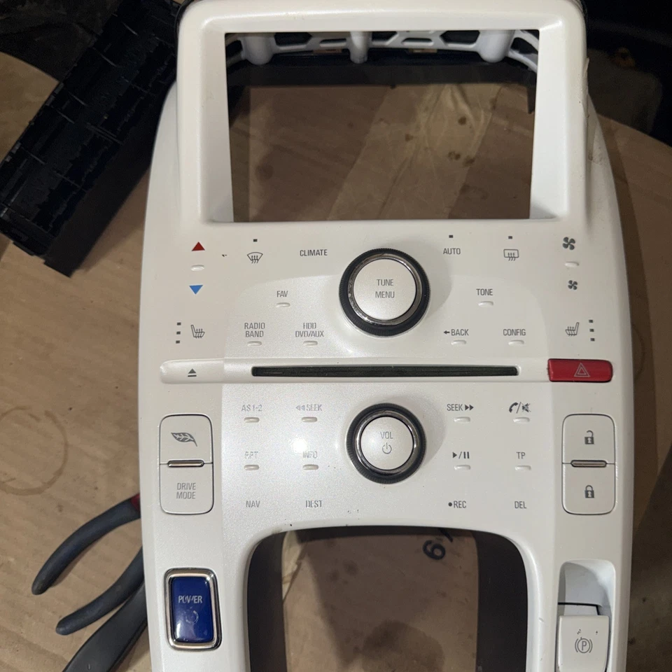 Chevrolet Volt 2011-2015 radio climatizador panel de arranque - 22901765 Foto 2 de 4