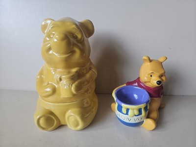 Disney Winnie Puuh Eierbecher & Keksdose einige Chips im Glas