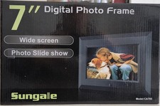Sungale CA705 7-Inch Digital Photo Frame and Photo Slide Show with 16:9 Screen