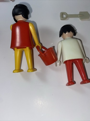 1974 Geobra 5 Figurines and Accessories - Picture 7 of 16