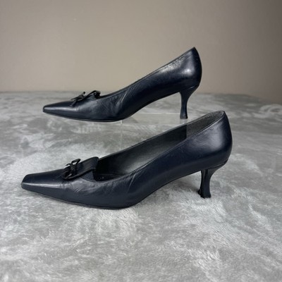 Stuart Weitzman kitten heels sz 8 Navy Blue Classy Preppy