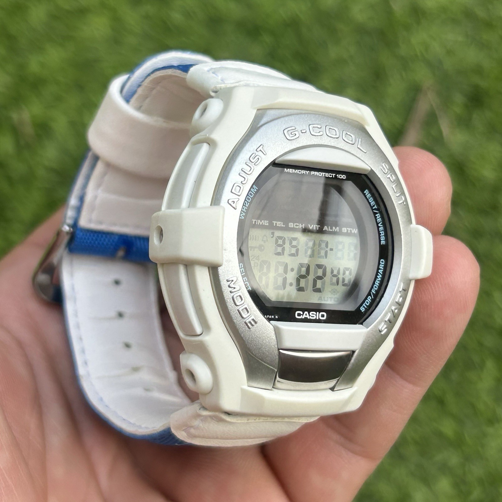 CASIO Vintage 90s &ldquo;G-COOL&rdquo; G-SHOCK GT-000 White / Blue S