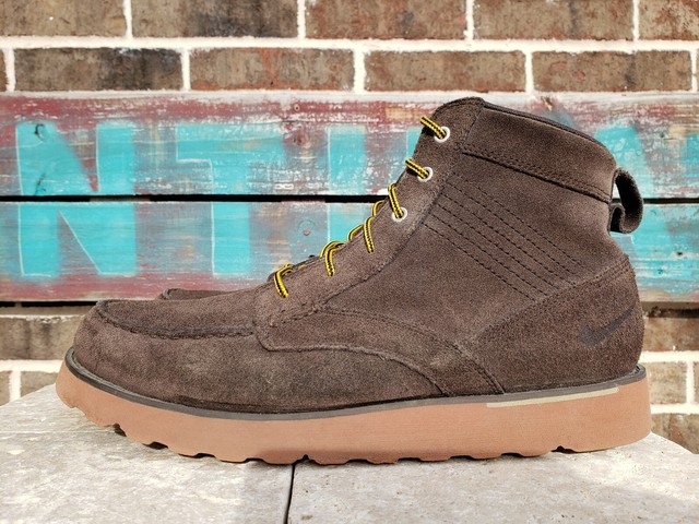 nike kingman boots