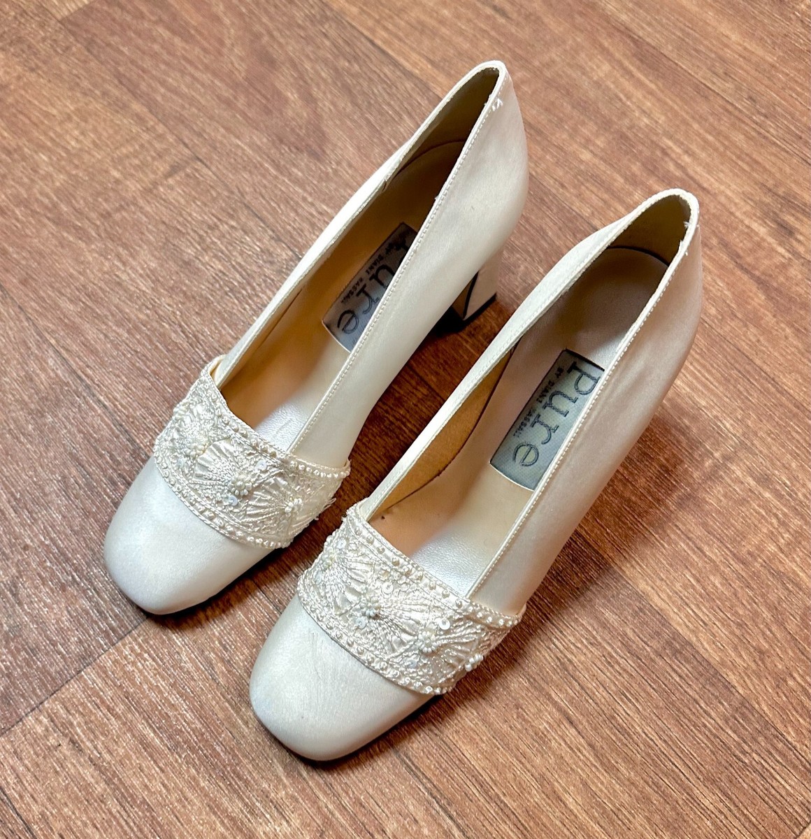 Vintage Shoes 1990s Vintage Cream Diane Hassall Wedding Shoes UK 3/EU 36  Retro