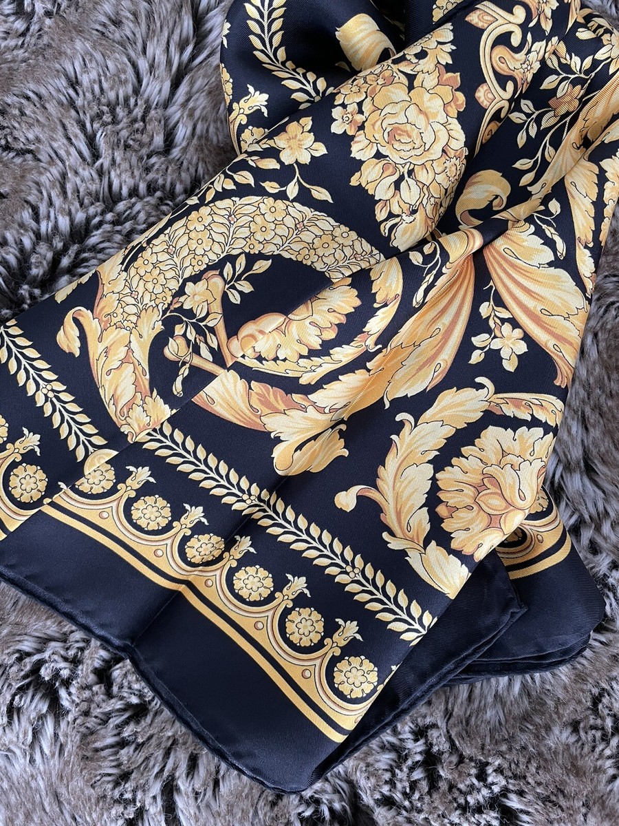390 VERSACE Black & Gold Iconic Baroque Silk Scarf 90x90cm