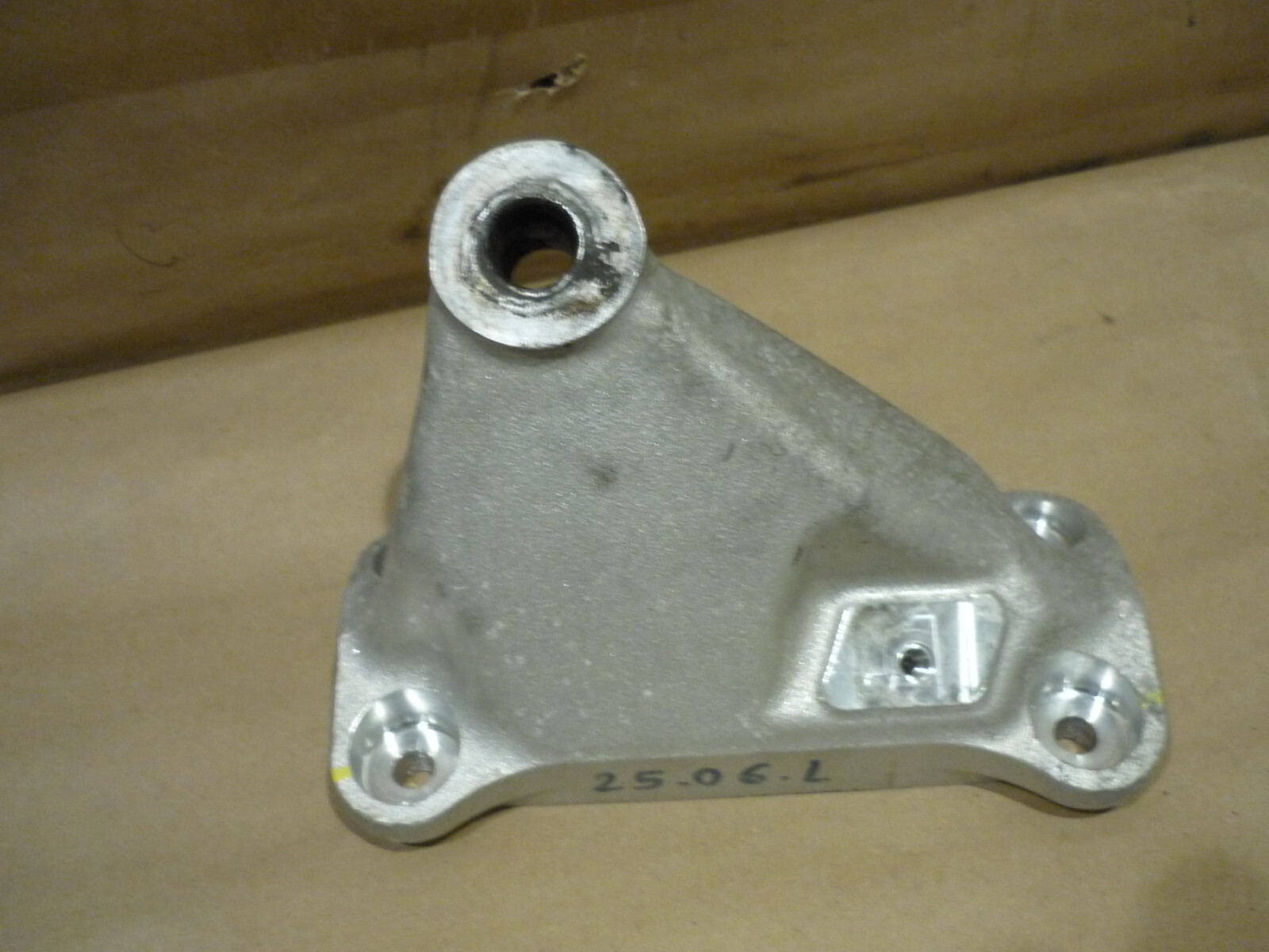 Ferrari 430 - LH Engine Support/Mount - P/N 207221