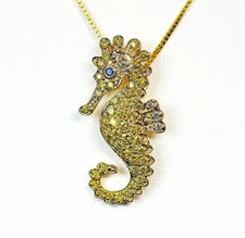 18k GOLD, SEAHORSE PENDANT, DIAMOND FANCY YELLOW, AQUATIC, SEA LIFE, YELLOW GOLD