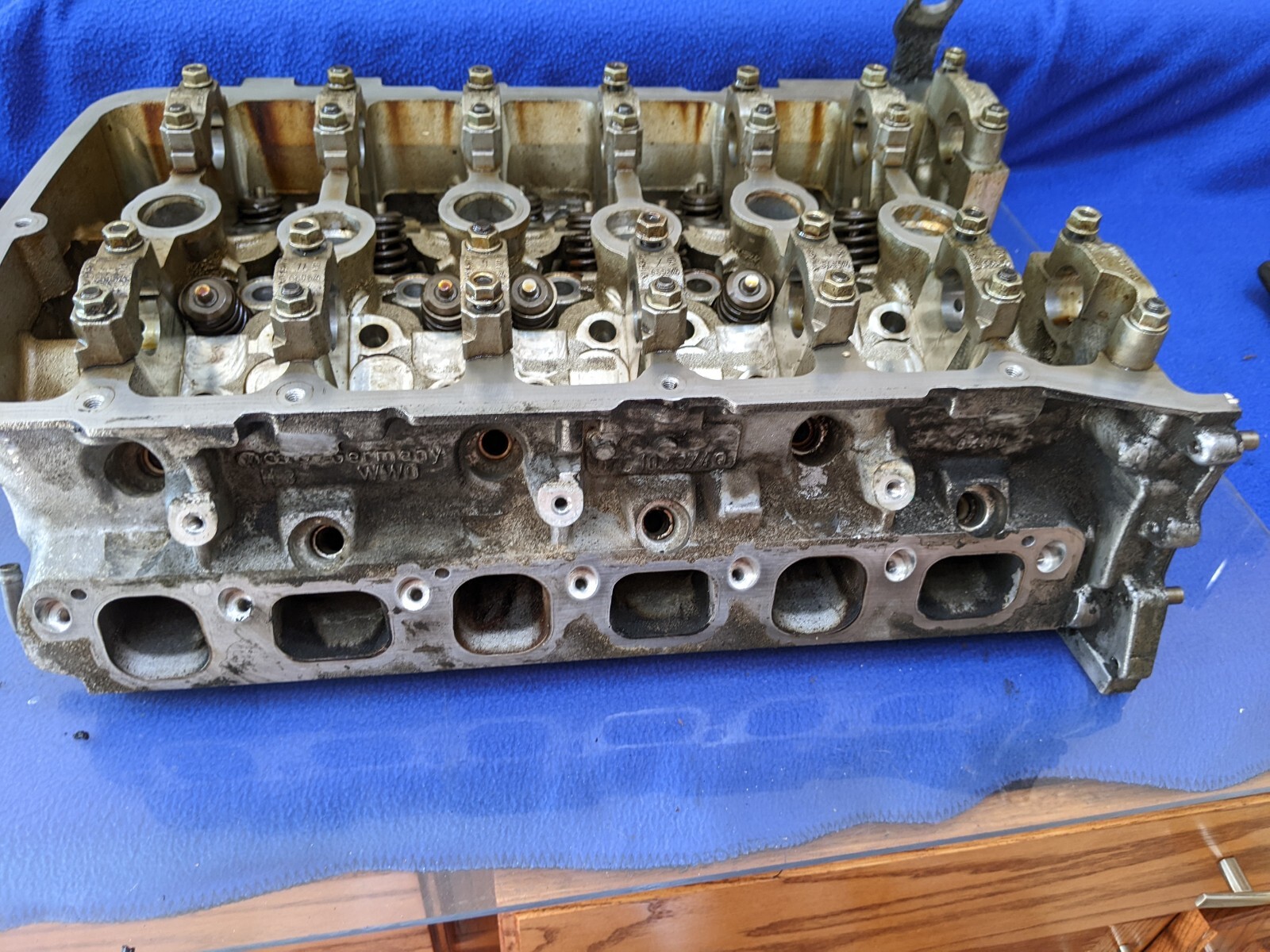 cylinder head bare with valves right Bentley CONTINENTAL gt 6.0 W12 07C103374Q