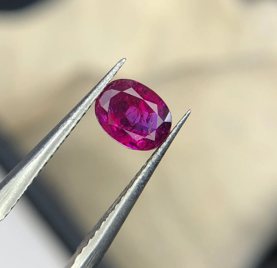 0.80 Cts Natural Ruby Purplish Red Color ruby gemstone From Afghanistan - Image 2 of 4