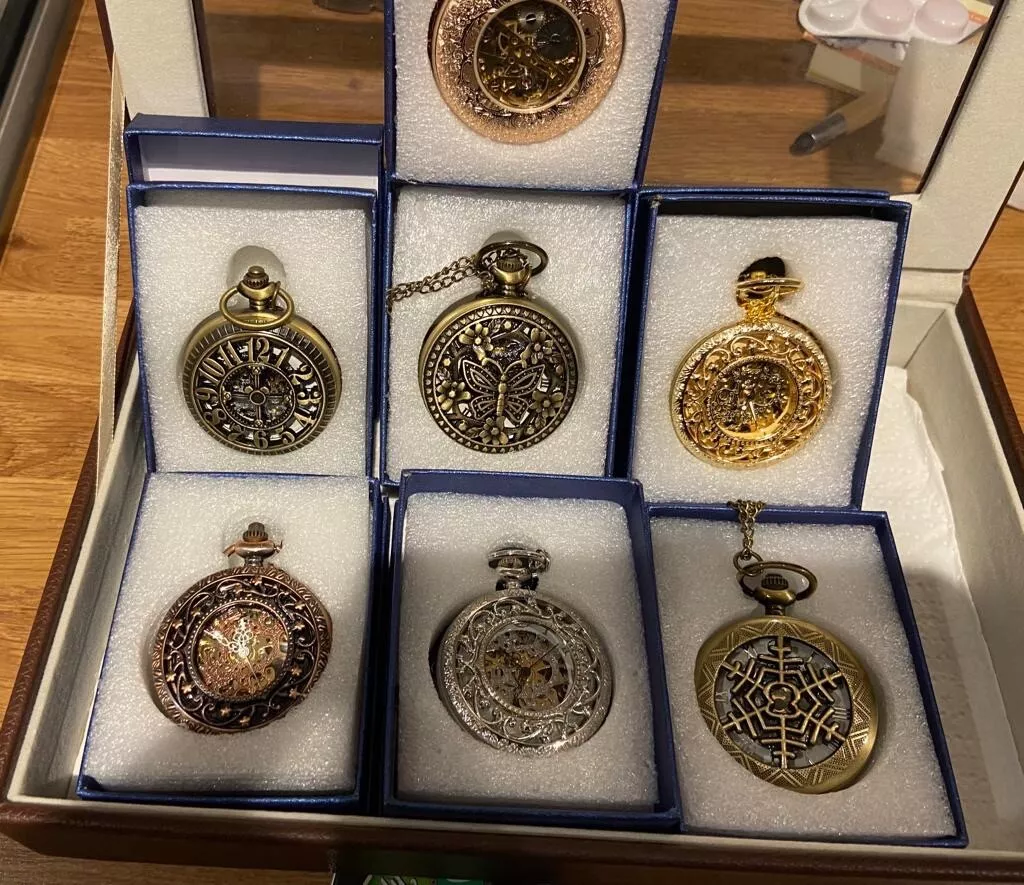 Old hotsell strada watches