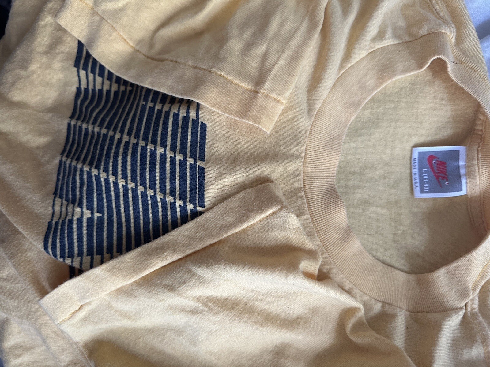 90s Nike Tee - image 3