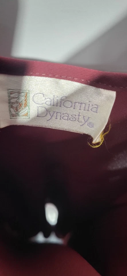 Conjunto de camisón (M) y bata (talla 1) Peignoir borgoña DINASTÍA CALIFORNIA Foto 4 de 4