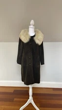 Vintage Strawbridge Clothier Brown Suede Coat W Fur Collar