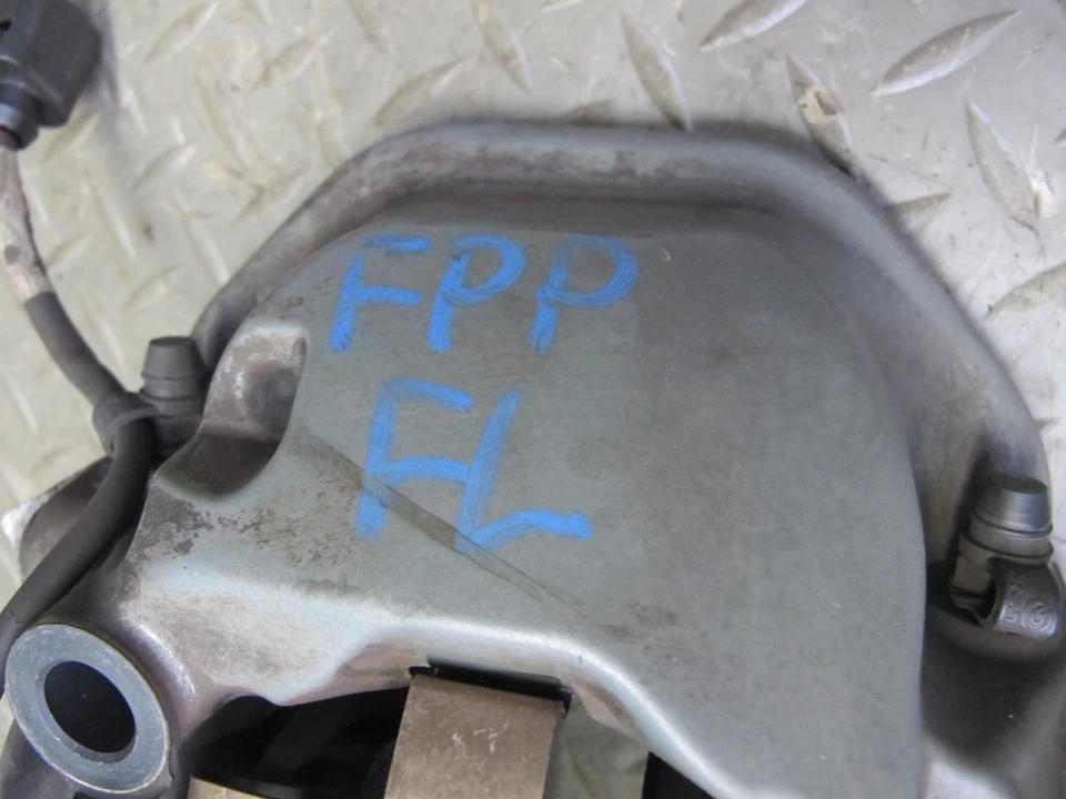 PINZA FRENO BREMBO DELANTERA IZQUIERDA 17-23 PORSCHE PANAMERA 4S 971 AWD 18" 7PP615123 Foto 2 de 4