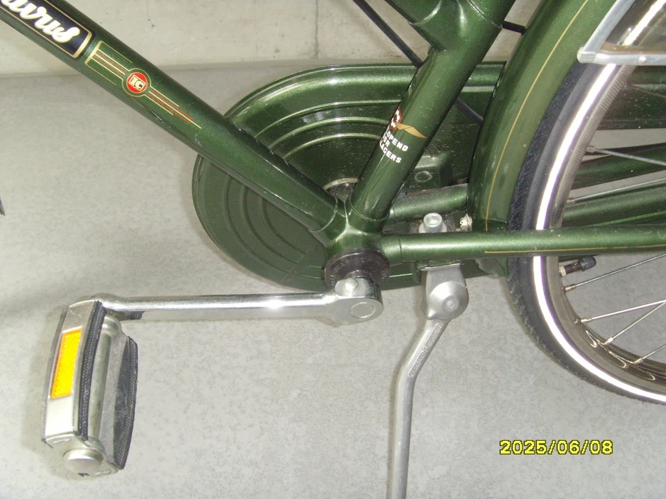 Hollandrad Batavus Damen 28"Modell Cambridge grün metallic, neuwertiger Oldtimer - Bild 3 von 4