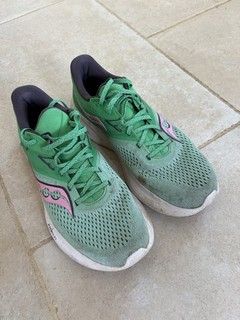 Saucony Ride 6 Women’s Running Shoes Size 8.5