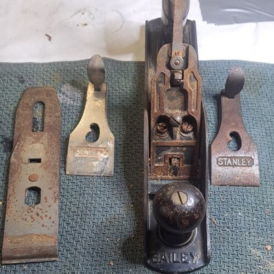 Stanley Bailey No. 5 1/4 Bench Hand Plane, 2 in Steel Blade, 9-3/4 in