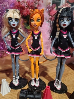 2011 MONSTER HIGH WERECAT TWINS MEOWLODY PURRSEPHONE TORALEI DOLLS
