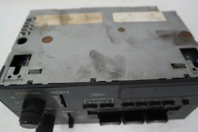 RECEPTOR ESTÉREO CASETE CHEVY BERETTA CORISCA AM FM 1991-1996 Foto 2 de 4