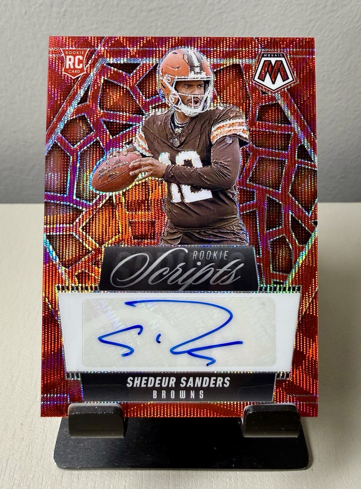2025 Panini Mosaic Shedeur Sanders Rookie Scripts Red Wave Prizm #RS-SSS RC Auto