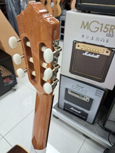 ALHAMBRA 1C MODELLO 1 C misura 4/4 CHITARRA CLASSICA SPAGNOLA legno massello - Foto 7 di 12