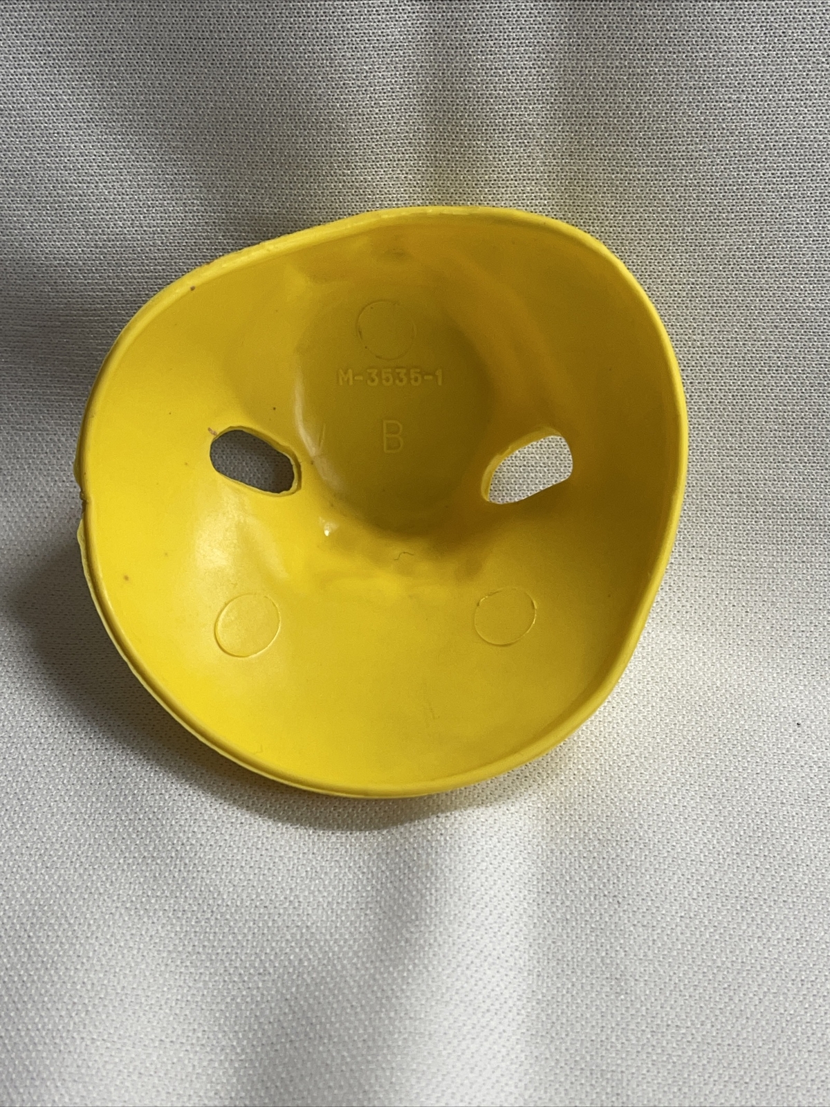 CAPPELLO MY LITTLE PONY GIALLO CON FIORI VIOLA ACCESSORIO CAPPELLO G1 RARO