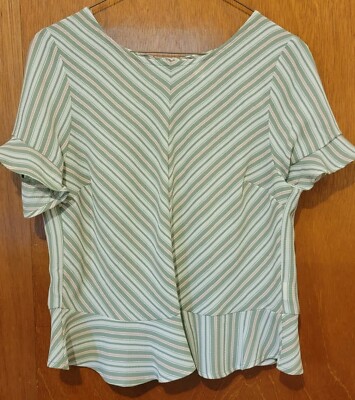 Blouse Top Short Flare Sleeves Light Green Pink Stripes Chevron Size M