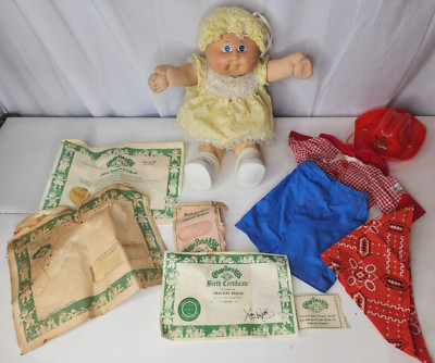 Vtg 1978-1982 Original Cabbage Patch Kid Doll Coleco Xavier Roberts signed 85